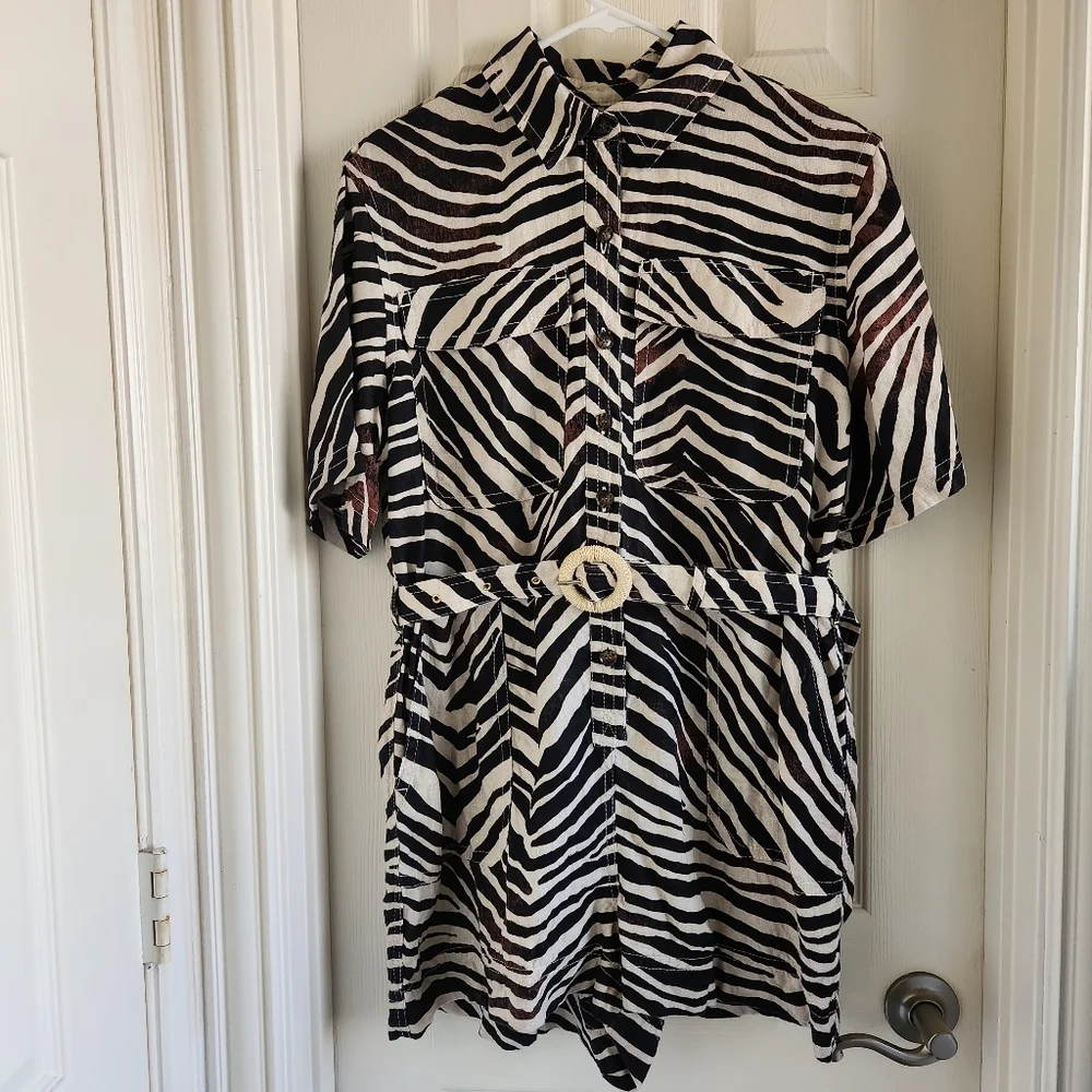 Banana Republic‎ Zebra Safari Romper 100% Linen Size M Belted Shorts